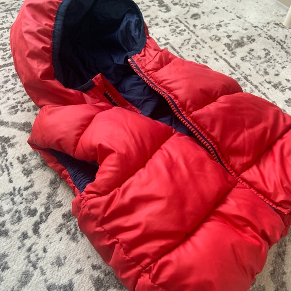 GAP Baby Puffer Vest 6-12 - Picture 1 of 4
